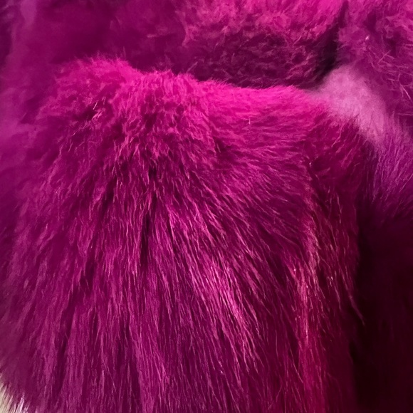 Gorgeous real dyed fox fur in size 4 - Picture 8 of 9